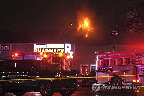 美필라델피아 소형항공기 추락[AP=연합뉴스]